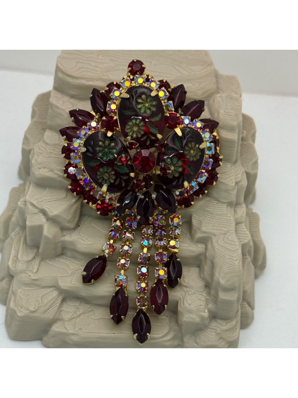 Juliana Book Piece Dangle Red Rhinestone Floral Brooch Pendant Etched Flower 3.5